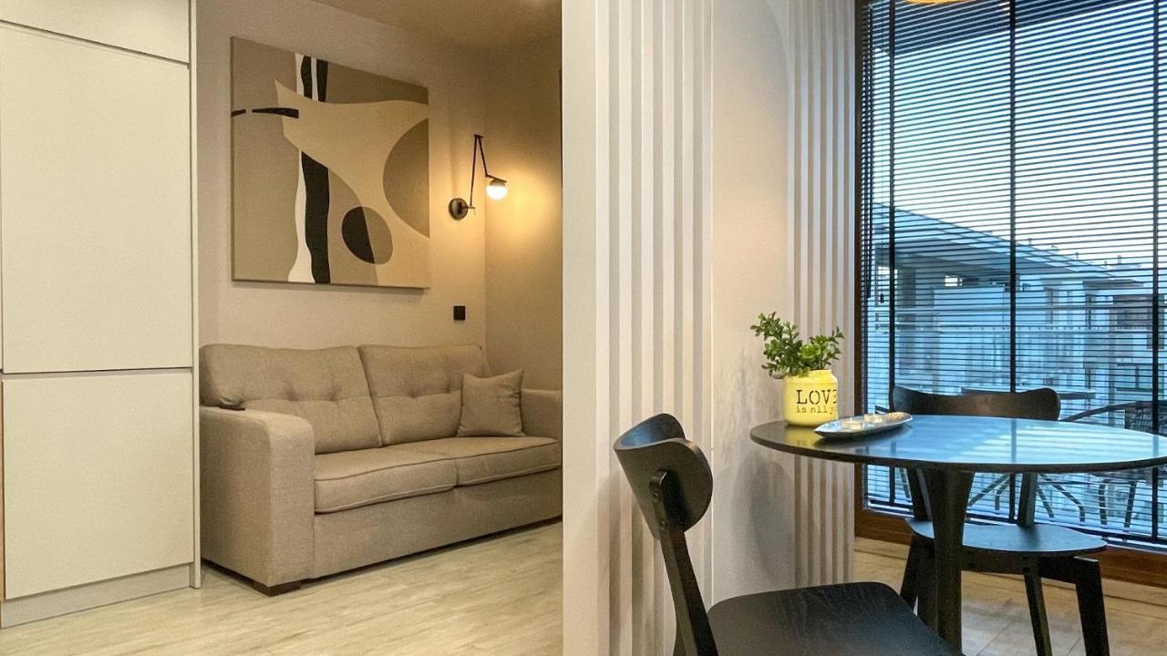 Comfortable 1-Room Apartment Close To The Center Warsaw Ngoại thất bức ảnh